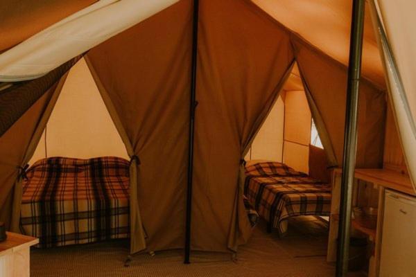 Onlycamp Le Pont Romain Yvre-l'Eveque Ngoại thất bức ảnh