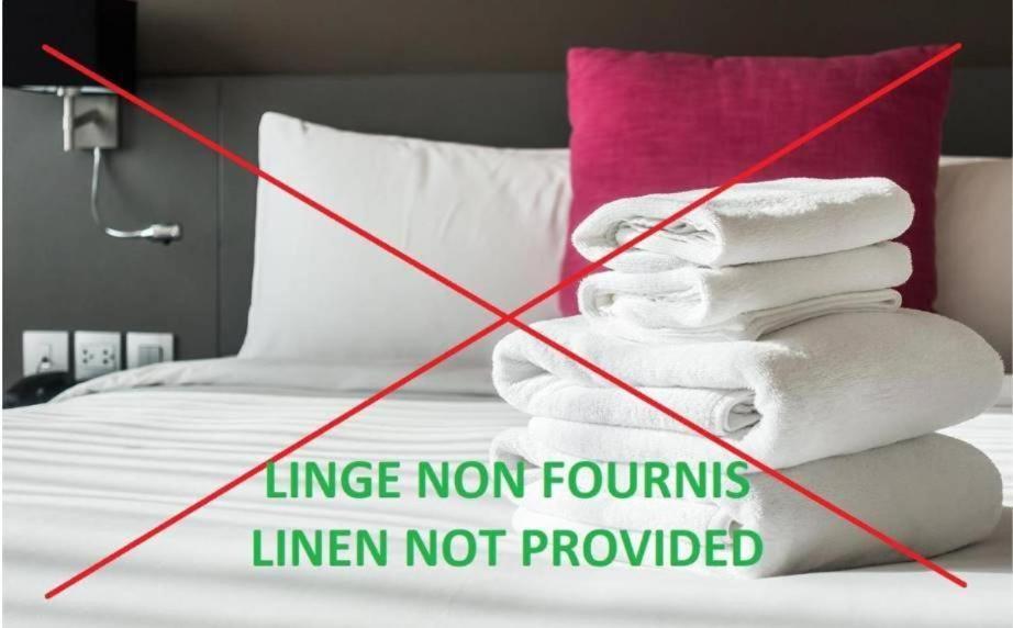 Onlycamp Le Pont Romain Yvre-l'Eveque Ngoại thất bức ảnh